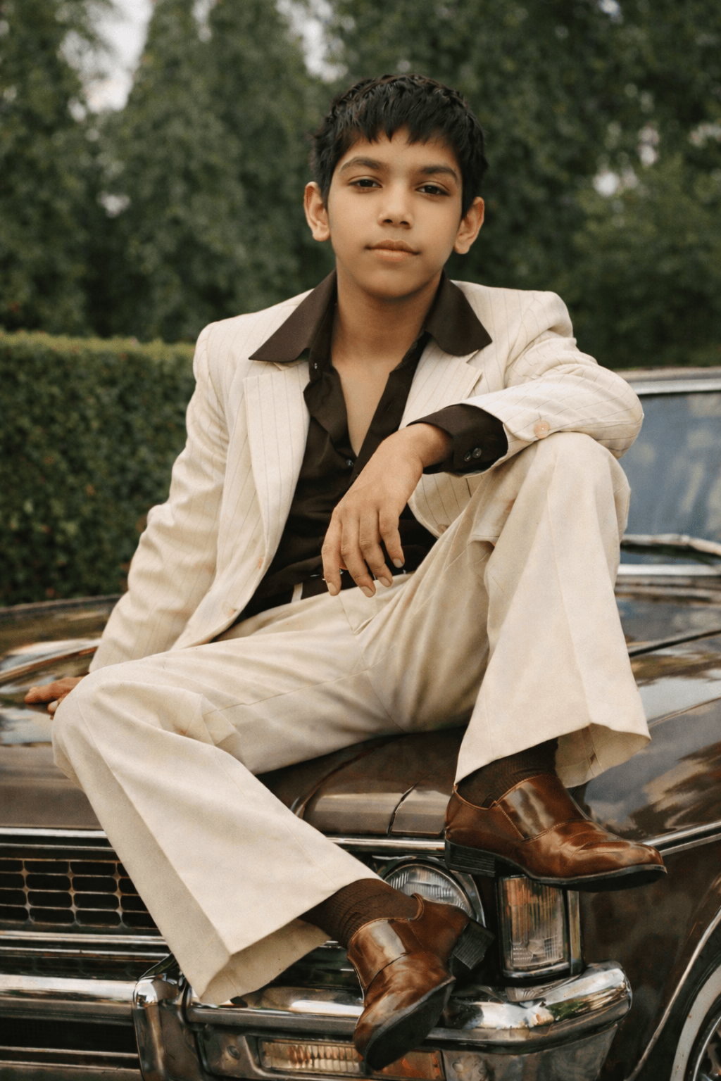 A teen boy with prompt