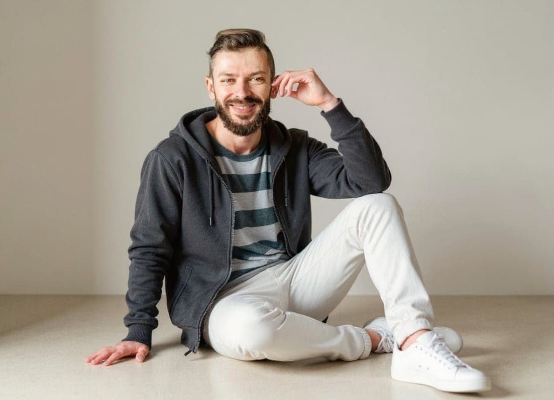 Minimal Warm Tone Portrait